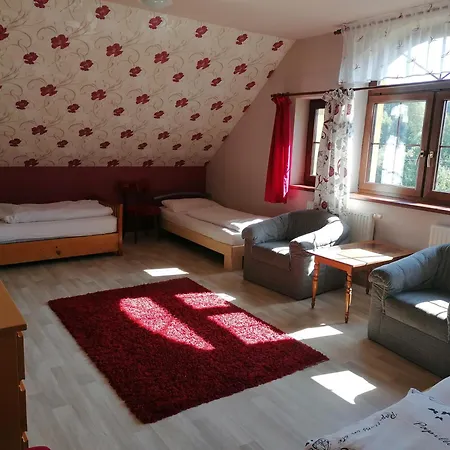Apartma 1 U Kostela, Sedlo Апартаменты Cimer
